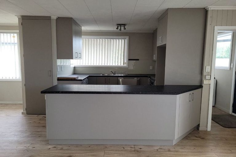 Photo of property in 4 Tulloch Place, Papanui, Christchurch, 8052