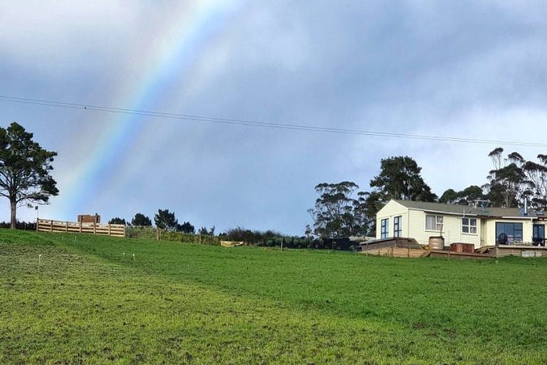 Photo of property in 1540 Millbrook Road, Taipuha, Paparoa, 0571