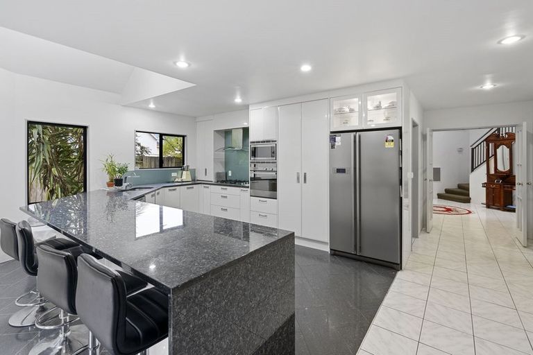 Photo of property in 7 Huia Place, Hutt Central, Lower Hutt, 5010