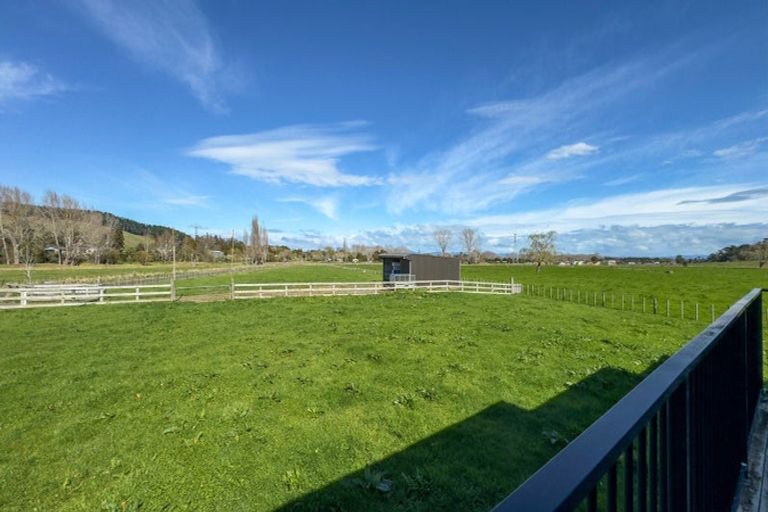 Photo of property in 72 Neavesville Road, Puriri, Thames, 3578