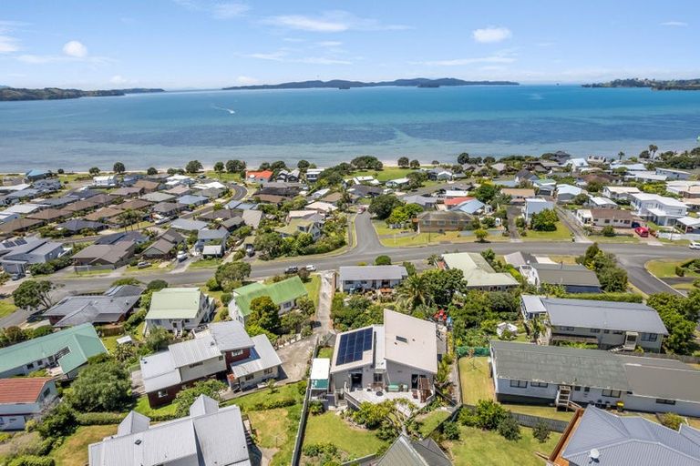Photo of property in 14 Aurora Avenue, Snells Beach, 0920