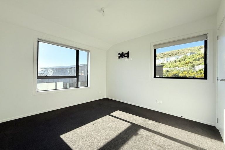 Photo of property in 32 Astelia Way, Woodridge, Wellington, 6037