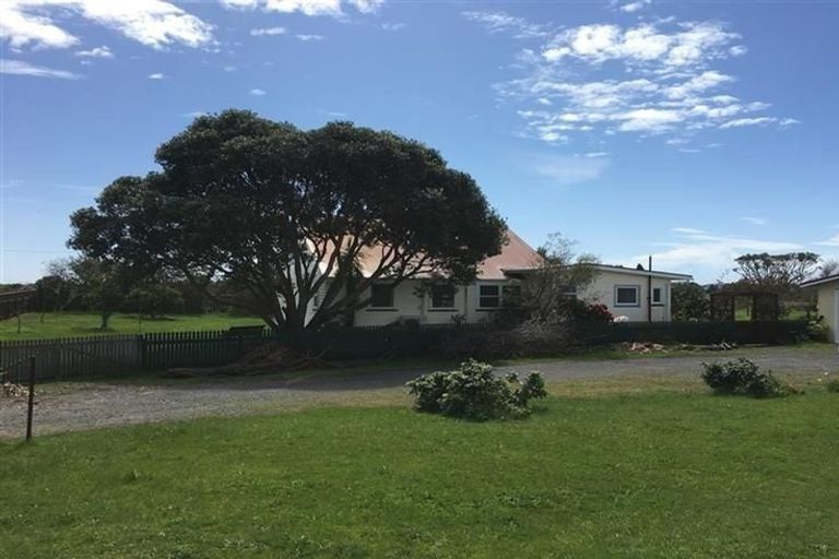 Photo of property in 10 Hana Udy Place, Paraparaumu Beach, Paraparaumu, 5032