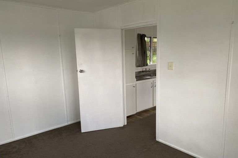 Photo of property in 3 Blanc Road, Silverdale, 0932