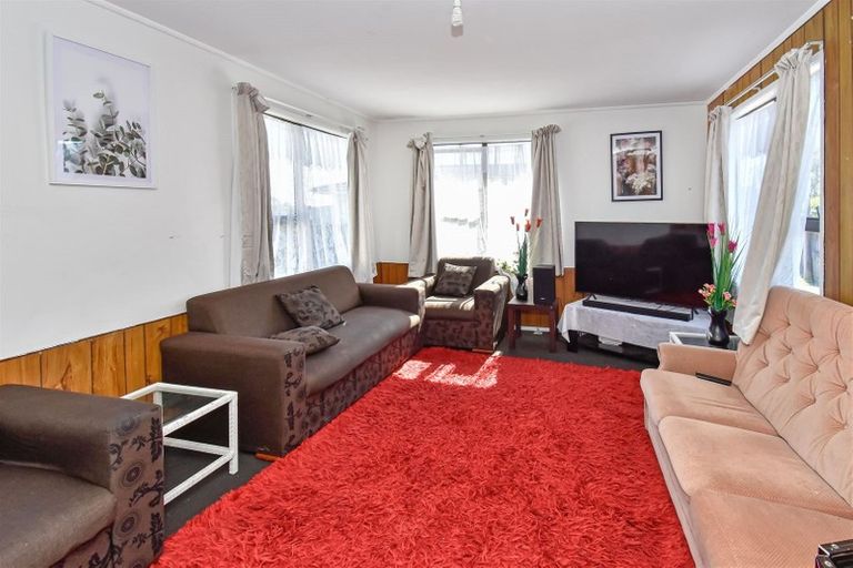 Photo of property in 21 Taka Street, Takanini, 2112