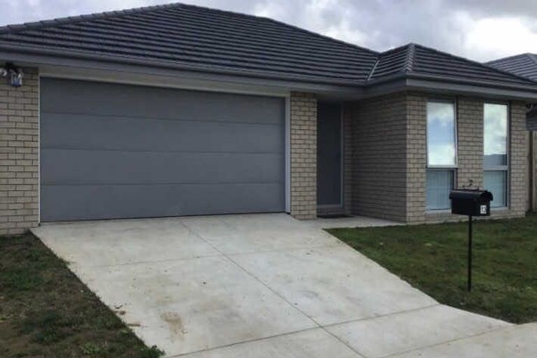 Photo of property in 13 Parton Road, Pukekohe, 2120
