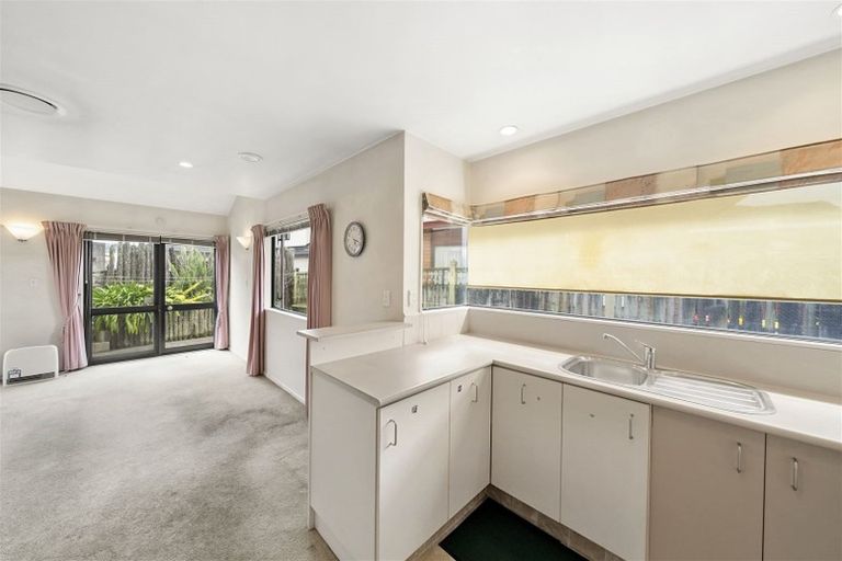 Photo of property in 2/20 De Menech Grove, Avalon, Lower Hutt, 5011
