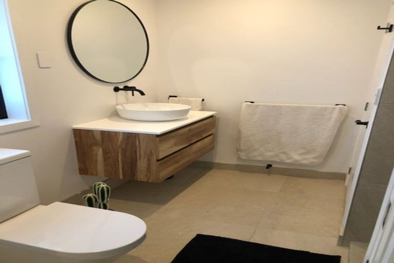 Photo of property in 2/160a Bayswater Avenue, Bayswater, Auckland, 0622