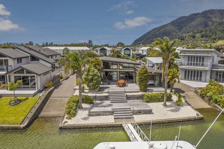 Photo of property in 115 Motu Hei, Pauanui, Hikuai, 3579