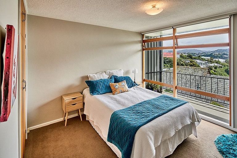 Photo of property in 3a/145 Ohiro Road, Brooklyn, Wellington, 6021