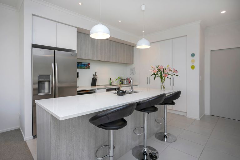 Photo of property in 9 Kanuka Road, Hobsonville, Auckland, 0616