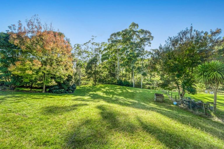 Photo of property in 24 Saleyard Road, Whitford, Howick, 2571