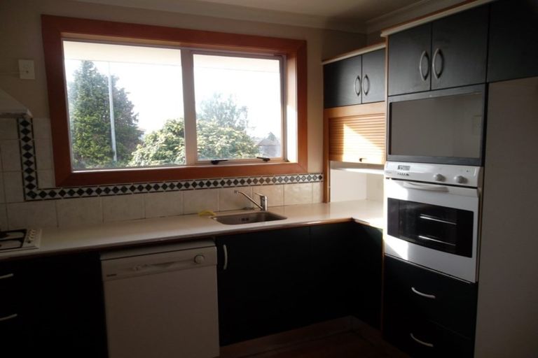 Photo of property in 196 Ngatai Road, Otumoetai, Tauranga, 3110