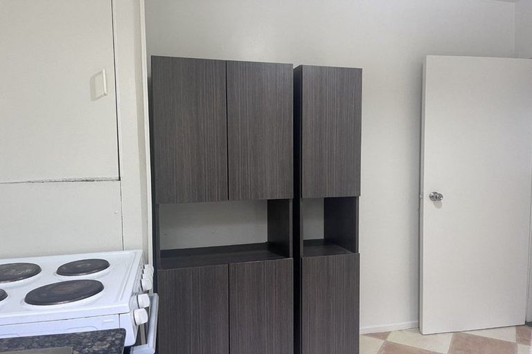 Photo of property in 53a Pleasant Road, Glen Eden, Auckland, 0602