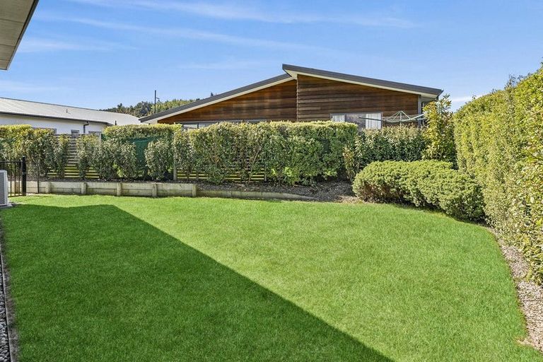 Photo of property in 4 Kahu Close, Wanaka, 9305