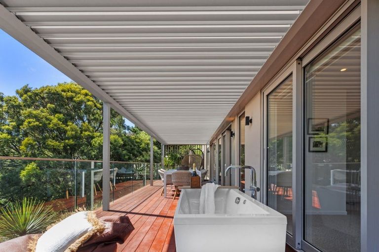 Photo of property in 16 Starwood Lane, Clifton, Christchurch, 8081