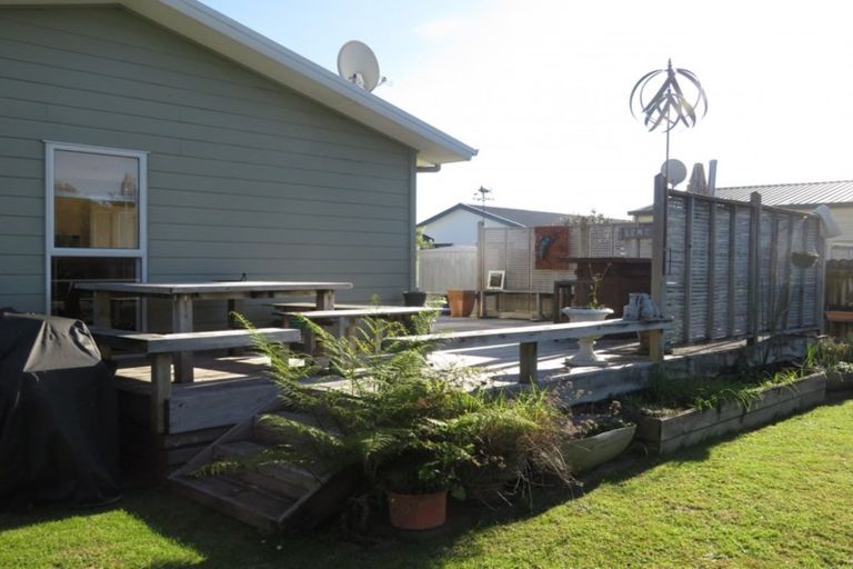 Photo of property in 3 Mayfair Close, Whitianga, 3510