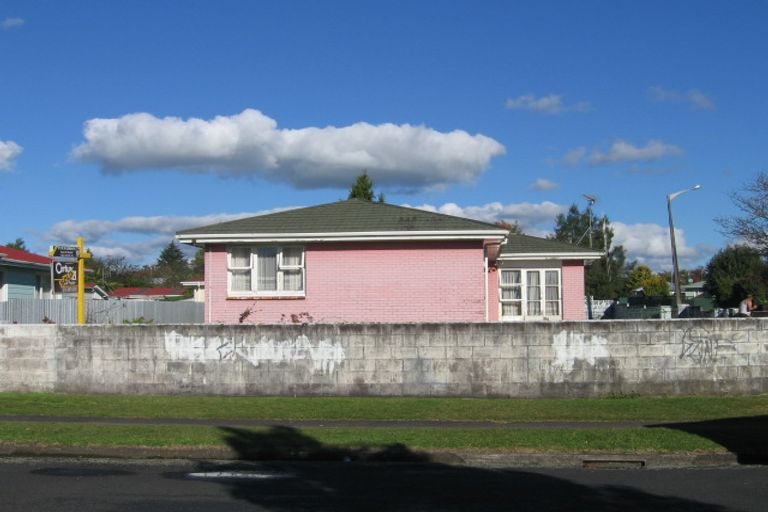 Photo of property in 9 Charles Street, Tokoroa, 3420
