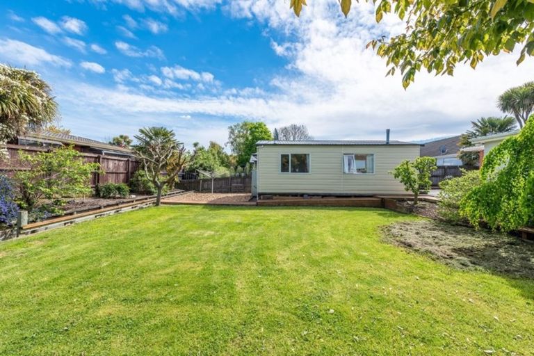 Photo of property in 9 Kyeburn Place, Avonhead, Christchurch, 8042