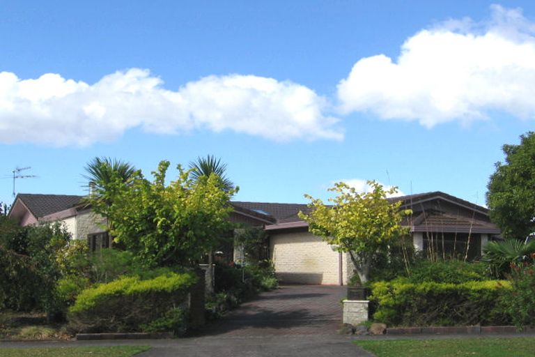Photo of property in 29 Frank Evans Place, Henderson, Auckland, 0610