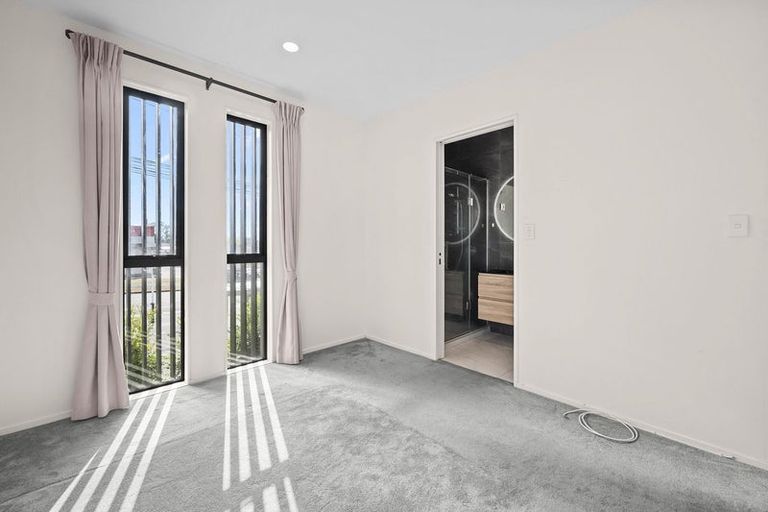 Photo of property in 8 Sunnybrae Road, Hillcrest, Auckland, 0627