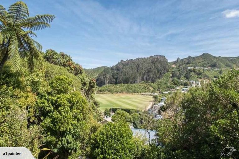 Photo of property in 30a Collier Avenue, Karori, Wellington, 6012