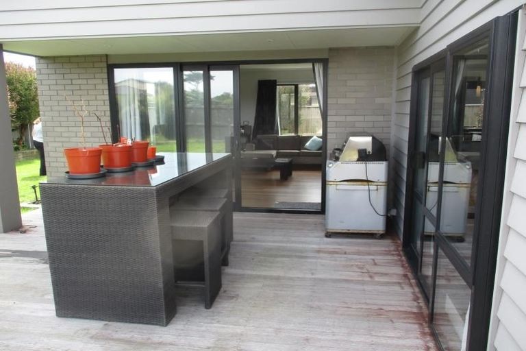 Photo of property in 89 Kotuku Drive, Paraparaumu Beach, Paraparaumu, 5032