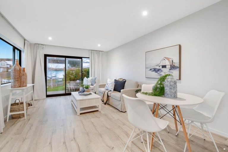 Photo of property in 10 Grover Street, Orewa, 0931