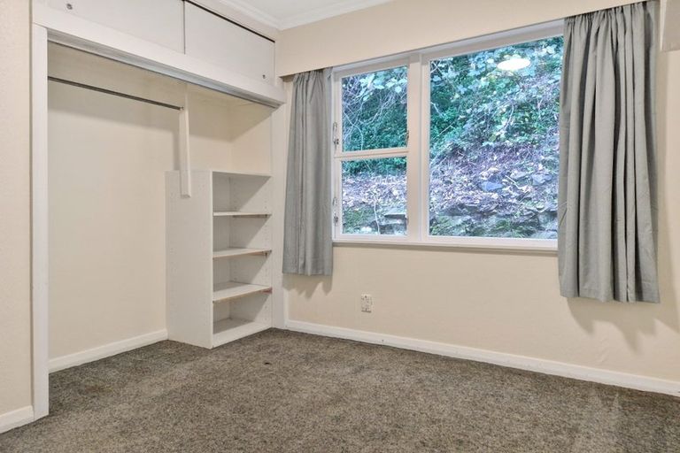 Photo of property in 50 Randwick Road, Northland, Wellington, 6012