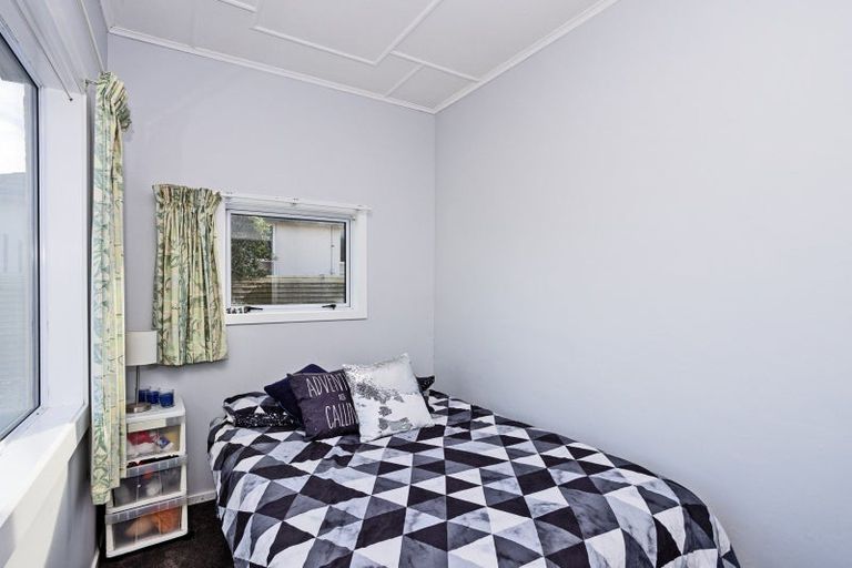 Photo of property in 50 Brown Street, Strathern, Invercargill, 9812