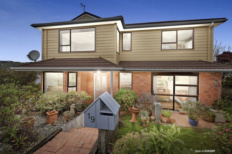 Photo of property in 19 Admiralty Street, Crofton Downs, Wellington, 6035