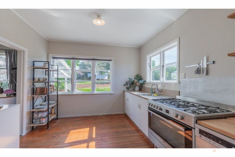 Photo of property in 15 Tay Street, Waimataitai, Timaru, 7910