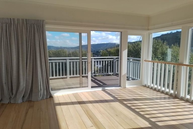 Photo of property in 39 Rangoon Street, Khandallah, Wellington, 6035