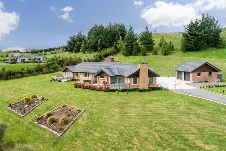 Photo of property in 93 Watts Street, Waipawa, 4277