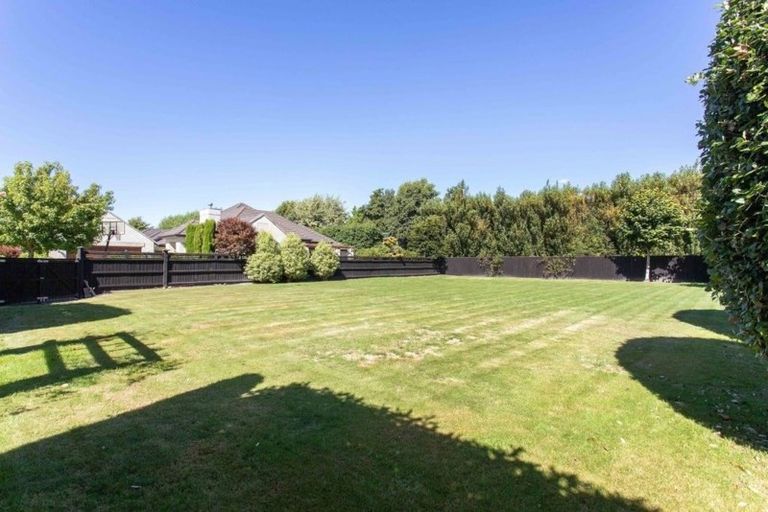 Photo of property in 7 Royal Court, Northwood, Christchurch, 8051