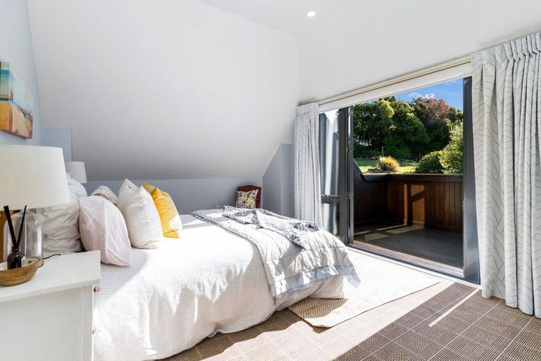 Photo of property in 23a Hyndhope Road, Kennedys Bush, Christchurch, 8025