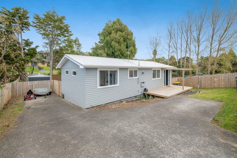 Photo of property in 73b Awaroa Road, Helensville, 0800