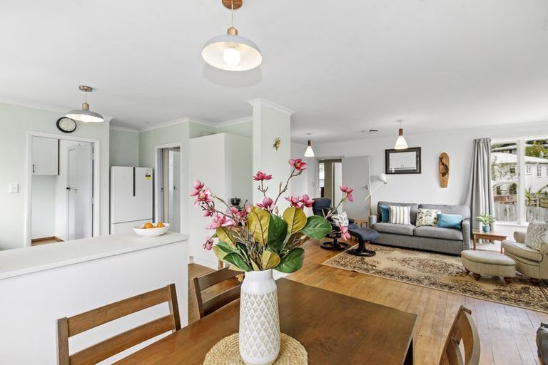Photo of property in 47a Judd Crescent, Naenae, Lower Hutt, 5011
