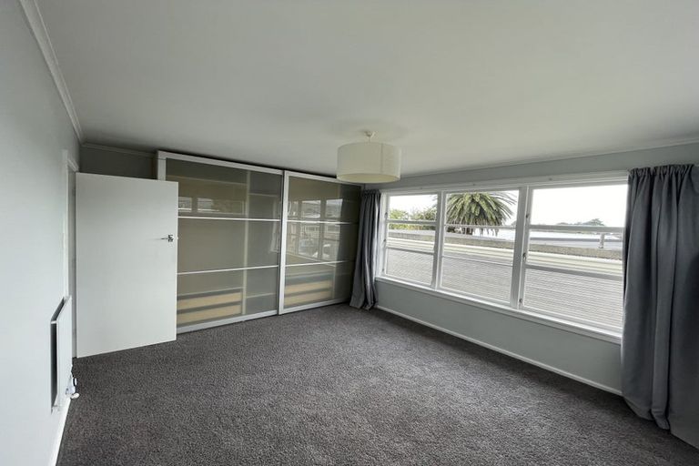 Photo of property in 15 Gray Avenue, Paraparaumu Beach, Paraparaumu, 5032