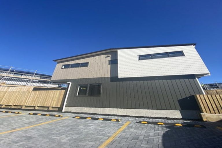 Photo of property in 5/39 Renata Crescent, Te Atatu Peninsula, Auckland, 0610