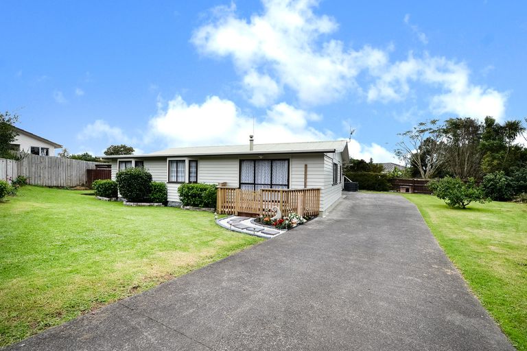 Photo of property in 92 Harrington Road, Henderson, Auckland, 0610