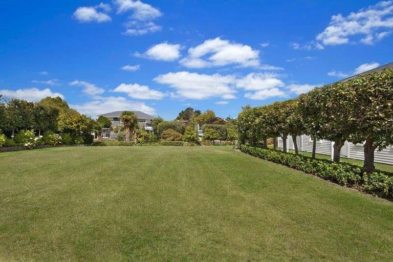 Photo of property in 9 Pentlow Place, Fendalton, Christchurch, 8052