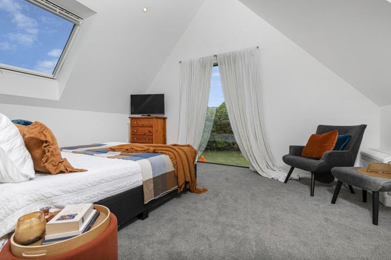 Photo of property in 39 Kent Terrace, Riverhead, 0820