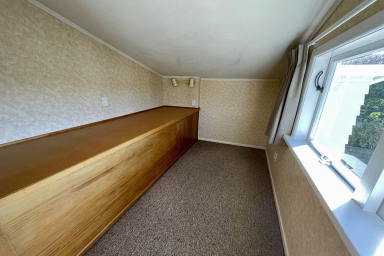 Photo of property in 78 Tauhinu Road, Miramar, Wellington, 6022