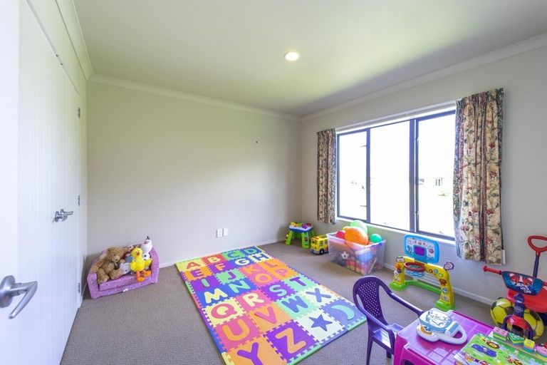 Photo of property in 15 Charles Close, Springvale, Whanganui, 4501