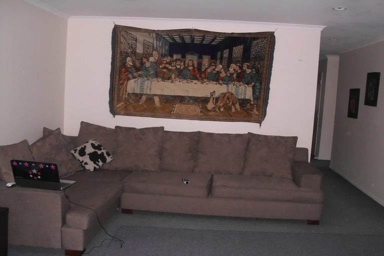 Photo of property in 6 Maadi Place, Papakura, 2110