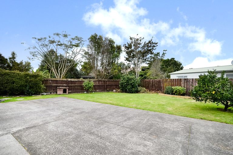 Photo of property in 92 Harrington Road, Henderson, Auckland, 0610