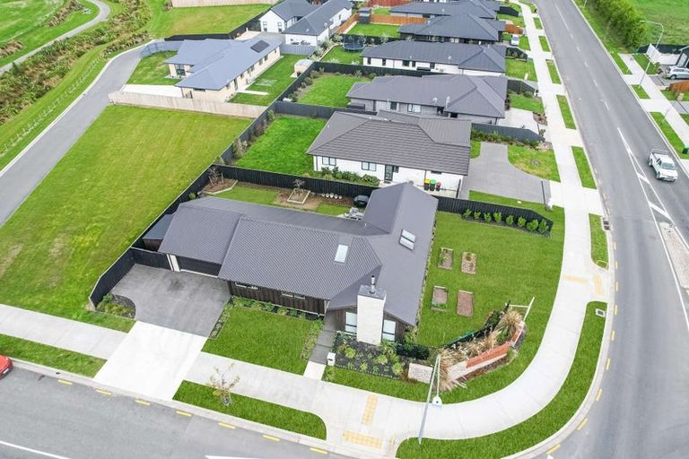 Photo of property in 18 Goldie Drive, Rangiora, 7400