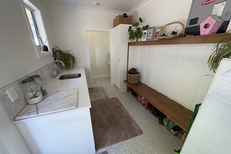 Photo of property in 21 Kristin Place, Manakau, Levin, 5573