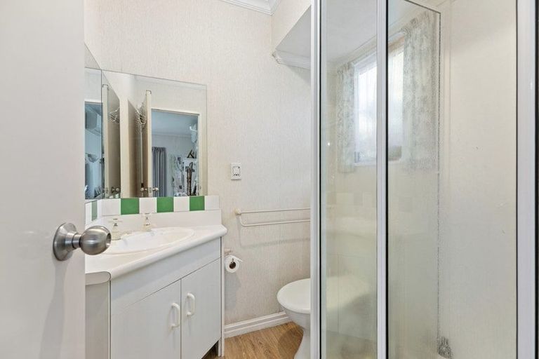 Photo of property in 10 Russley Drive, Mount Maunganui, 3116